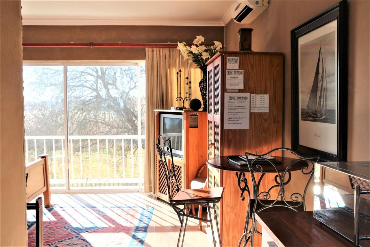 Indigo Moon Guesthouse Lichtenburg Exterior photo